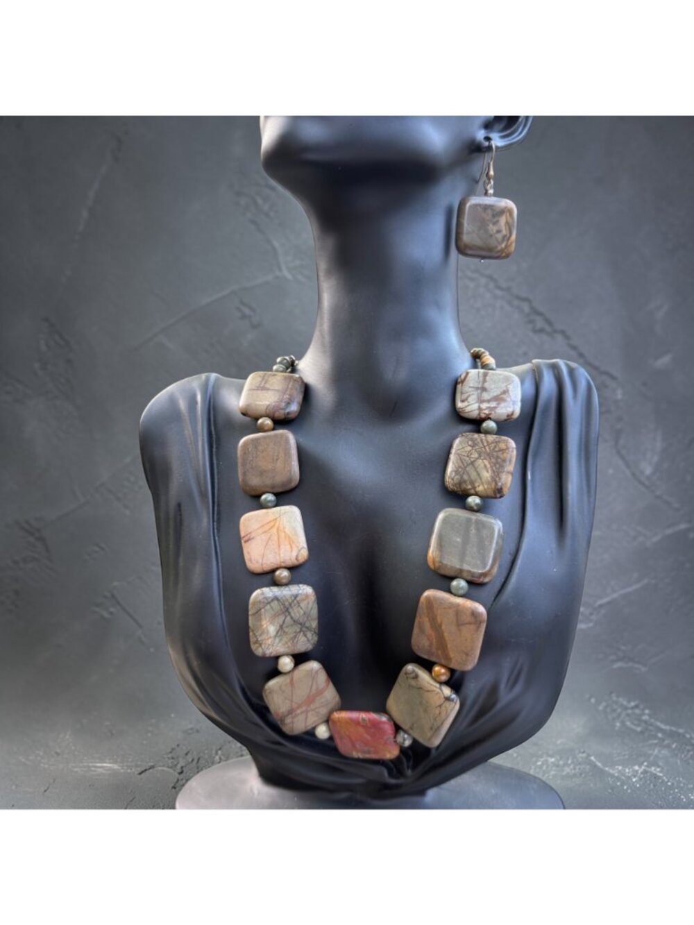 Vintage Jasper Stone Necklace Earthy Square Beads With Toggle Clasp Handmade - Picture 6 of 7